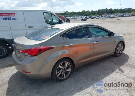 2016 Hyundai Elantra Limited z USA, uszkodzony, nr VIN 5NPDH4AE9GH677315